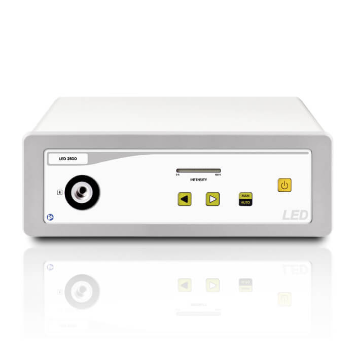 Ecucomed-Equipos-e-Instrumental-medico-en-Quito-Ecuador- LED 2500 - HIGH INTENSITY LIGHTSOURCE